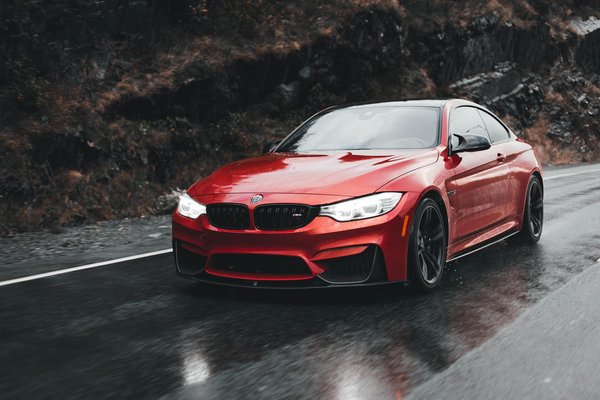 What impact does digital currency have on the traditional banking system in the UK?